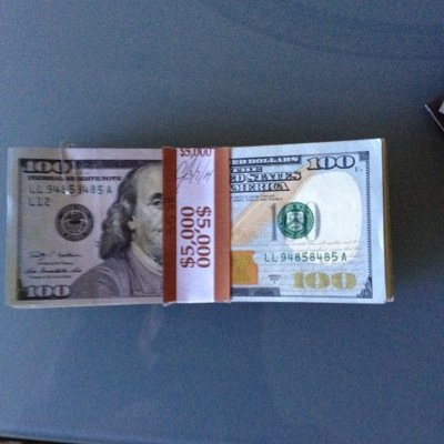 linemovement's profile picture. linemovements@gmal.com