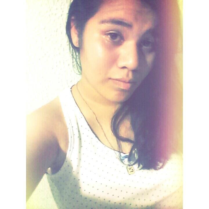 Sou Simpática, Carinhosa, Divertida e Alegre. Sou Dançaria, eu amo dança. Sou Fã da Demi Lovato,Selena Gomez, Paramore, Evanescence,Maite Perroni, Iggy Azalea