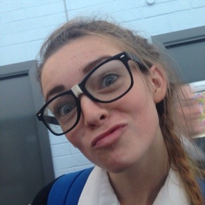 im a pretty girl with a successful life