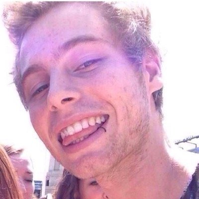 hi cutie, go follow @deepthroatmuke and ask for a follow back!