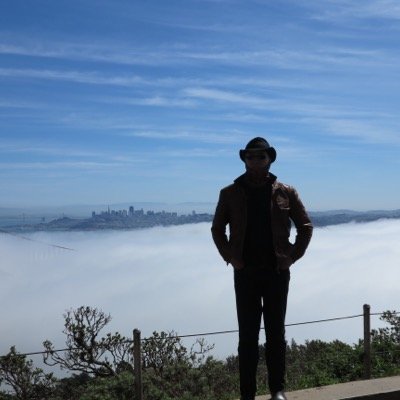 여행, 모토사이클 타고가는 캠핑, 자유로움 추구 I am a simple minded Korean man with serious hobby of motorcycle riding with Valkyrie Rune & BMW R1200GS living in Seoul.