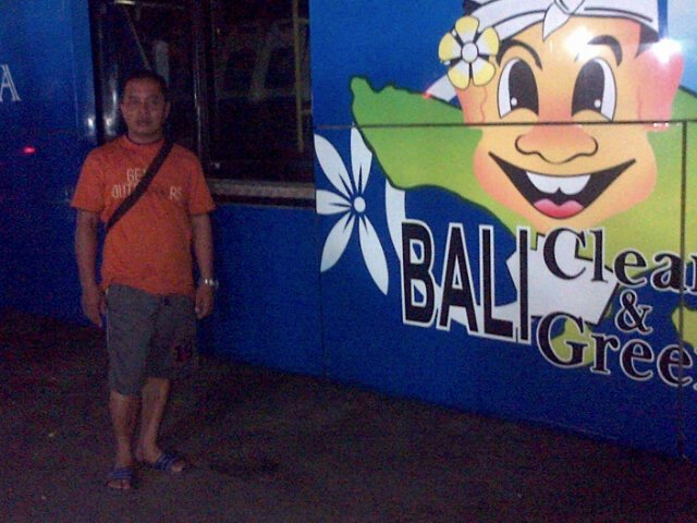 iphinkbatam's profile picture. 