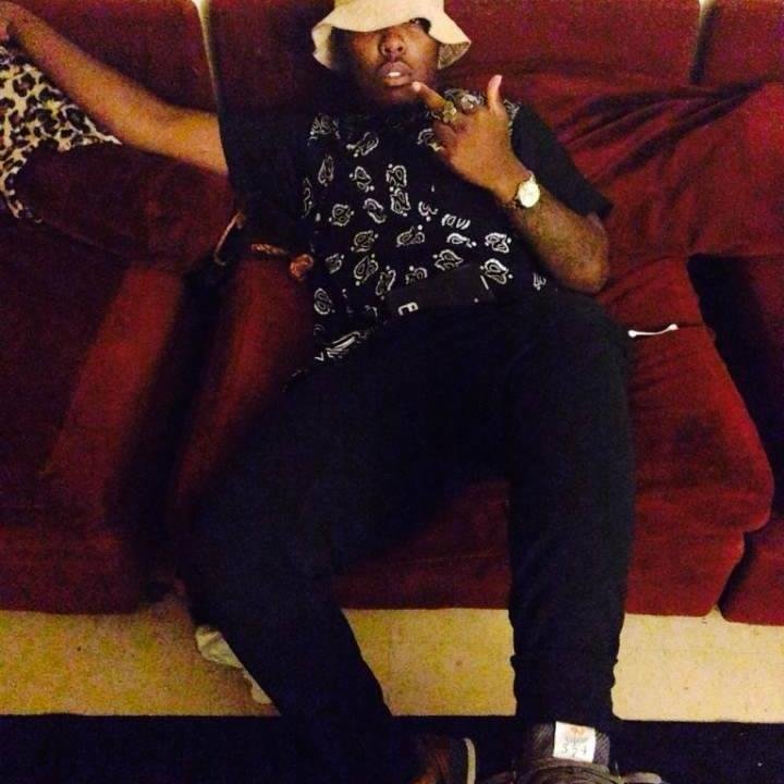 #HOMEMADELIFESTYLE #CMW I DONT MAKE MUSIC I AM MUSIC FOR BOOKINGS OR FEATURES EMAIL ME : RICOXBANGERZ@YAHOO.COM