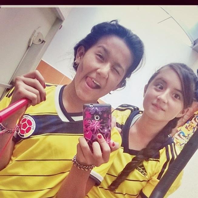 Señorita Neyla Alejandra Reyes Acero ,  Simplemente Con Usted Paso Los Mejores Momentos  ...