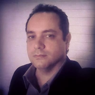 Empresario, Consultor de Finanças, Formado em Contabilidade