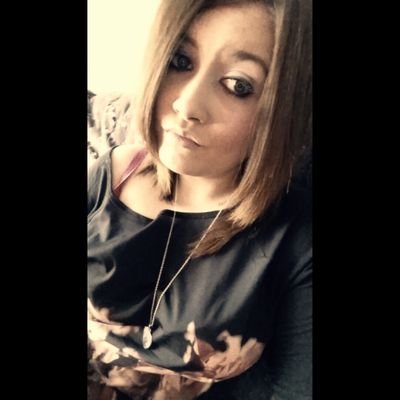 Welcome To My Twitter Page! Follow Me And ill Follow You Back Its That Simple