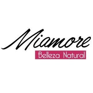 Vive la experiencia única de crear un producto cosmético hecho a tu medida, te ayudamos en la elección de los mejores ingredientes para tu tipo de piel.