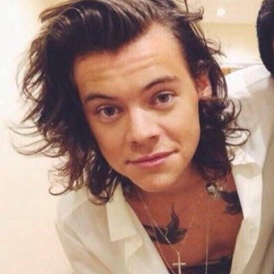 free follow from @idioticlilo ur fav loves you!!