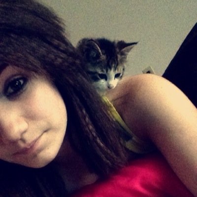 @ashleypurdy is my cuzen I'm crazy, funny, and random I'm a really fun peson to talk to im a bvbbotdfscenegirlforlife and im taken by @james89472185