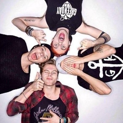 if you want, Follow @seducemikey5sos bc she gave you this follow. Love yaaah.
