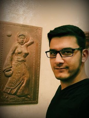 Yokluğuna dayandım.sensizde sabah oldu. Sensizde mevsimler değişti. Ama dudaklarımla gülsemde gözlerimle gülmeyi unuttum sayende.