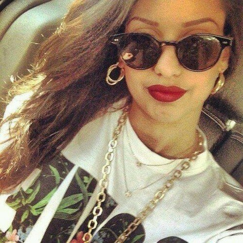 si toi aussi tu est fan de tini(Martina Stoessel)abonne toi