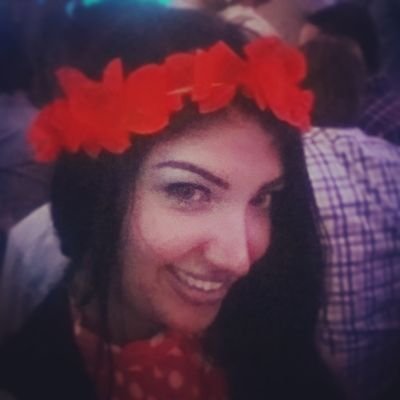 Hazal_02's profile picture. Keep smilling