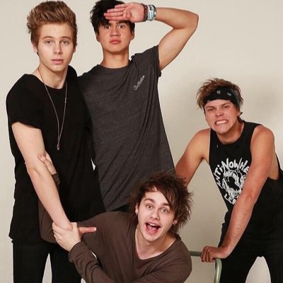 congrats to my babies they won and fhey deserve it so much ...