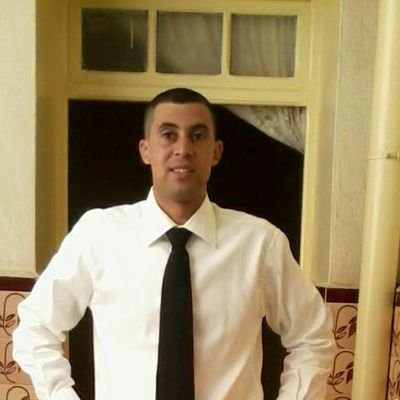 05fd13abe876468's profile picture. j ai 27 ans un homme sportif bachelier diplômé en hôtelier