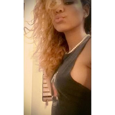 CPUT student. Music Freak. Die hard Real Madrid supporter. Original ♥ Instagram: @kaylanicolepeters ♡ Snapchat - tinkkaylabell