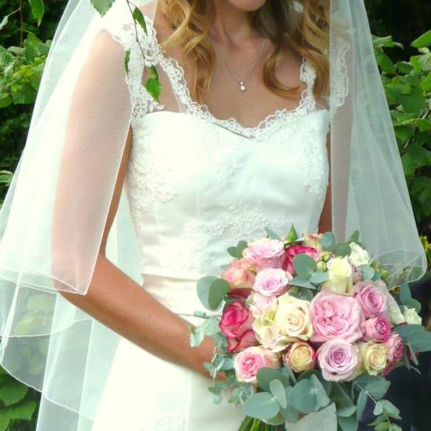 Local independent florist delivering fresh flowers from Weston super mare to Cheddar and surrounding areas