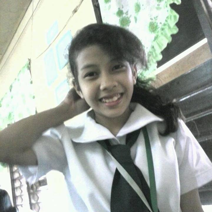 Hi. ! Im Jan Mariel Balugo Pagayanan (RealName) You Can Also Called Me Mayeng,Im 11 Years Old.. In June 4 Im 12 Years Old Now 
Follow Me And I Follow You Back