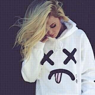 D7_305_'s profile picture. ‏‏‏‏‏‏‏‏‏‏ ‏ابتليت بالكوره !!
فعشقـت هلاله