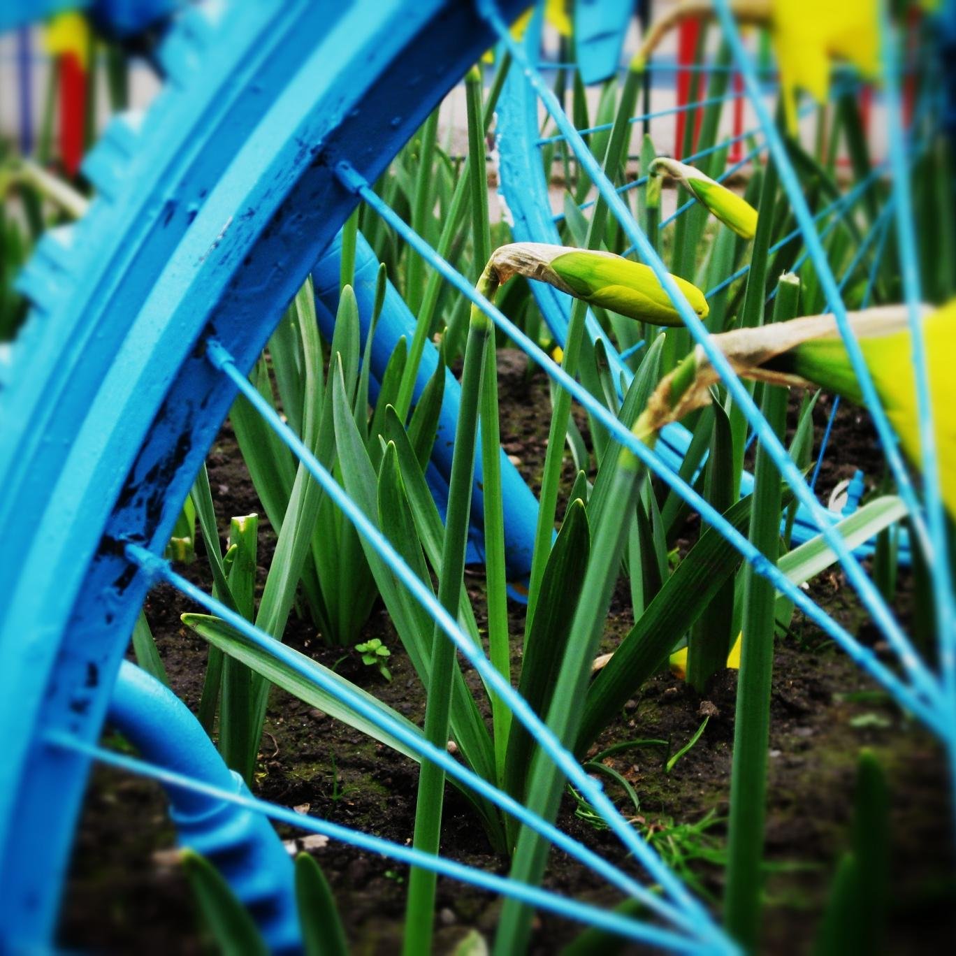 The infrastructure is lacking & the weather is up & down but we just love to cycle. Style need not be compromised.