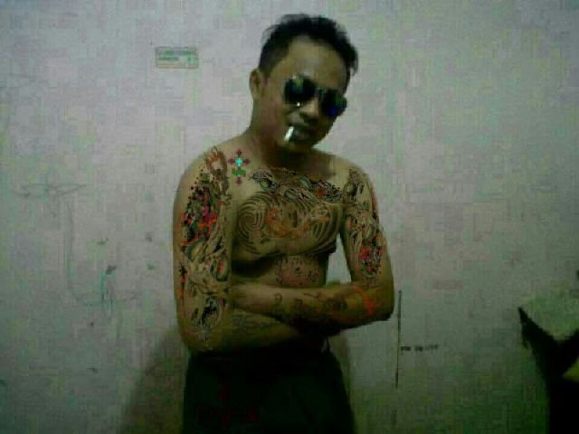 Sejati rela pasrah setia tulus cinta damai bahagia senyum tawa hormat senang makmur tenang kenyang jujur manusiawi