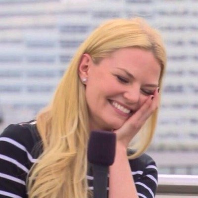 A 13 year old girl who is addicted to @jenmorrisonlive