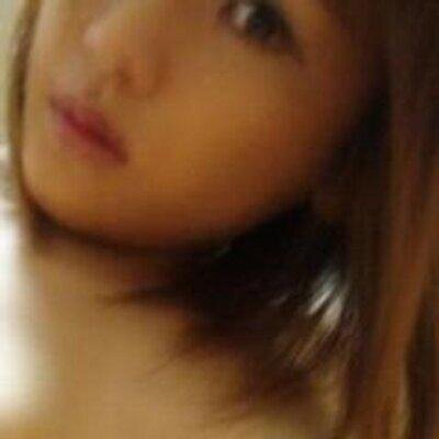 とある大学の2年生☆
えっちな男の子かもん。
おかずがほしいならお姉さまのお願いを聞くのだ(*^^*)
お姉さまの熱くなるとこみて。      とりあえずDMくたぱい。