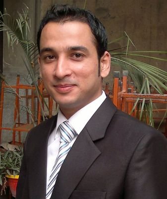 MPhil English Literature (UOL) 
M.A English (PU) 
M.A Education (AIOU) 
Professions as Teacher and Advertiser