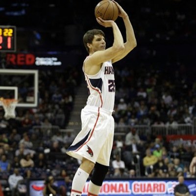 Spartans Basketball Guard 
Montreal Canadiens Hunting