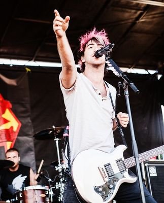 Bands are my drugs|Green Day |BVB|MCR|SWS|AA|ATL|PTV|BMTH|UTD|MM|Manga&Anime|