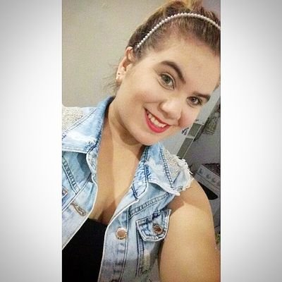 O segredo da vida não é ter tudo que você quer, mas amar tudo que você tem. Valorize o que você tem, dê valor as pessoas que realmente gostam de você ! ;)