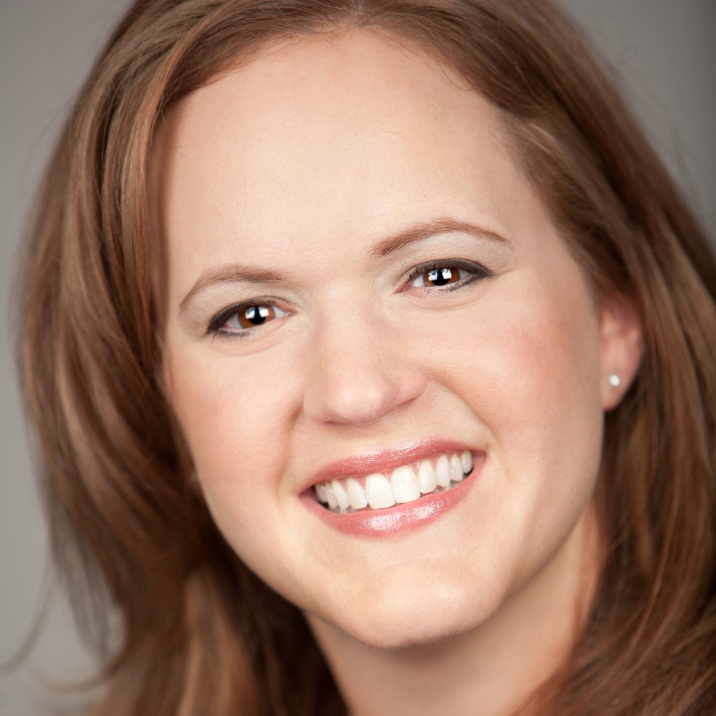 Real Estate Broker, Fearless Team Leader of the Charlton Advantage Real Estate Team