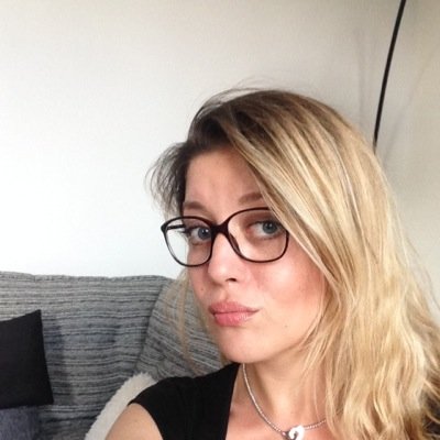 Responsable marketing Les Échos #newbusiness #manager expert in #communication #design and passionate about #fashion and #tatoos