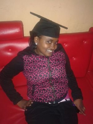 nayshee3's profile picture. A daughter and sister.

God's own daughter. 

photojournalist.

Introvert inspired by life's experiences to become a poet.