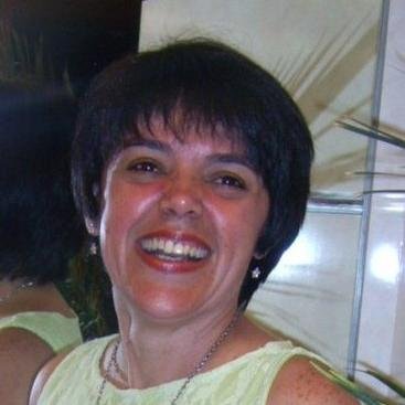 Psicologa, Professora e Procuradora Institucinal na Faculdade Pedro Leopoldo, Doutora em Psicologia pela PUC Minas, Pos Doutora em Psicologia na UFMG.