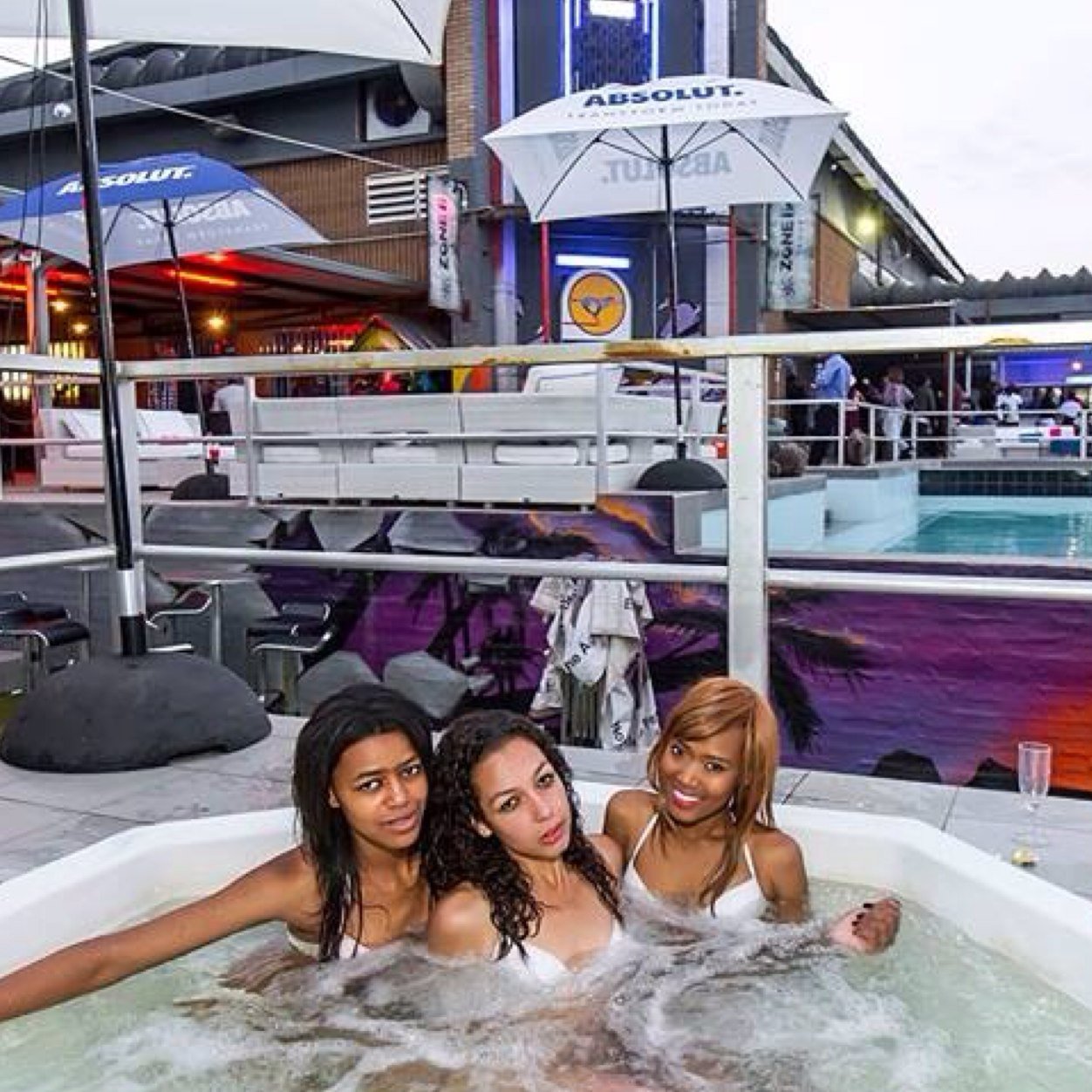#HOMEGROWN #SUNDAZE chillout sessions on the pool deck @zone6venue ---sophisticated,relaxed,fresh mix of loungy house with a dash of hip hop--shaken not stirred