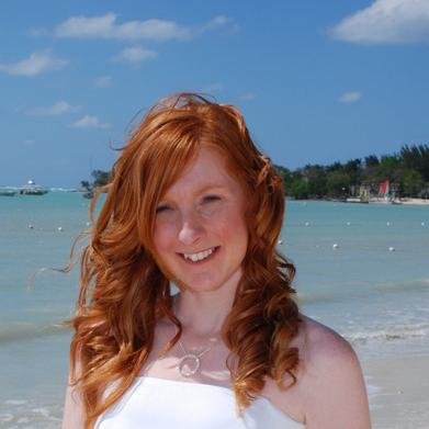 A tropical travel blogger with a weakness for good food, good wine, and golden retrievers :)