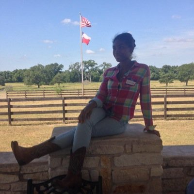 definedalila's profile picture. 