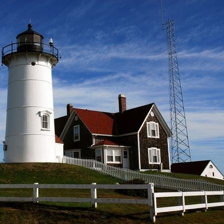 If you believe that a thriving Small Business and Entrepreneurial community makes the Commonwealth of Massachusetts strong then support it by retweeting us!