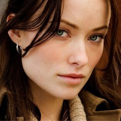 Once upon a time, @Savage_Regina needed to control my heart. Now, it beats freely inside my chest. And it beats for her. #SavageHuntress
|Genderbent Graham|
