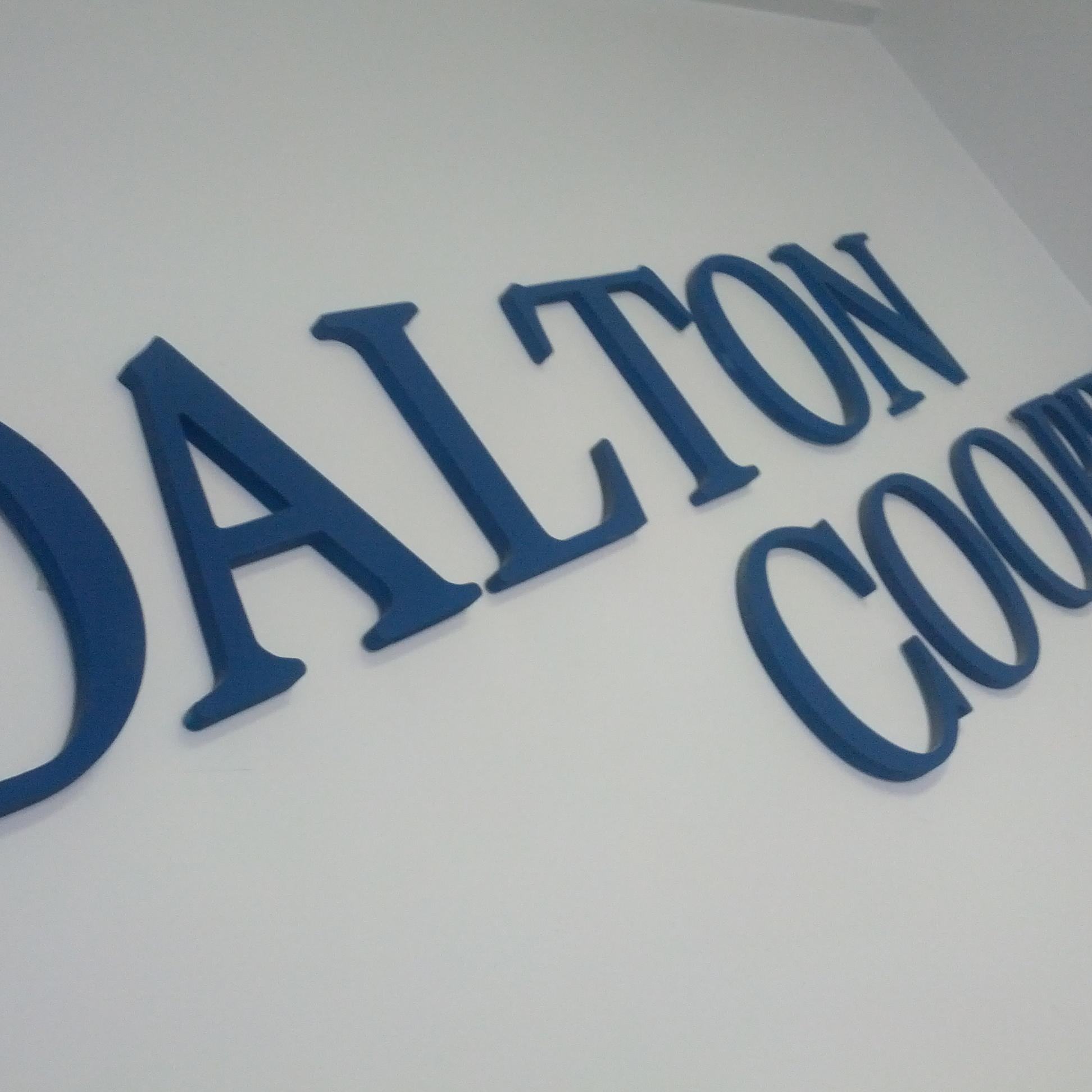 Dalton Cooper is a leading marketing and export company of premium Made in North America, Turf, Golf and Agriculture equipment.