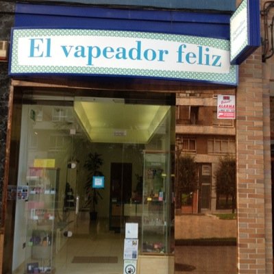 Tienda especialidaza del vapeo. Gran variedad de liquidos y productos.