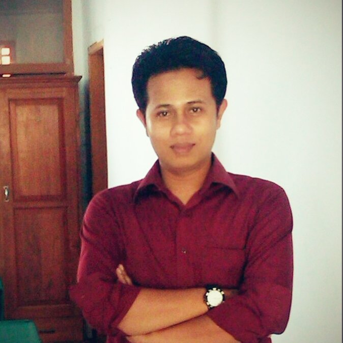 I AM COMFORTABLE WITH MY APPEARANCE !!!