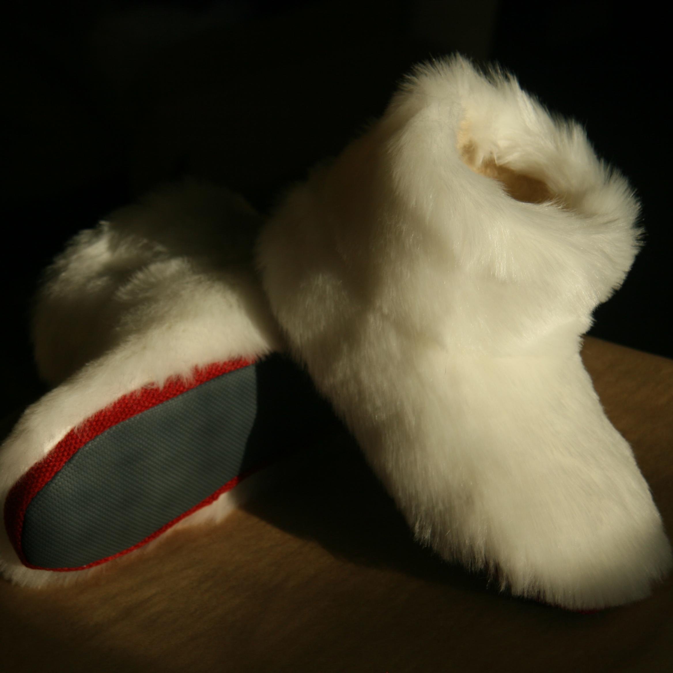 Ferboy: Luxury slipper booties handmade to order in Britain. Choose handpicked natural wool tweed & faux materiels with comfy memory foam insoles.