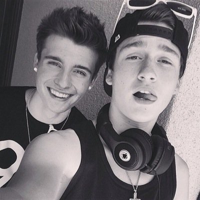 Account Made For The Amazing Collins... @WeeklyChris ✨ @CrawfordCollins ✨@KarismaCollins ✨ @KirstenCollinsM ✨