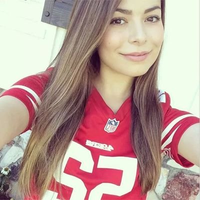 # miranda cosgrove # grilfriend in a coma