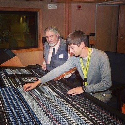 Areynolds0808's profile picture. phase coherence is my middle name.