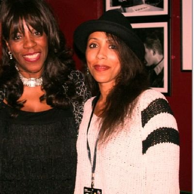 Manager/daughter of UK Soul Legend @Jaki_Graham | CEO of @TheJNTGroup/@JNTMusic | Radio Presenter at @bbcwm & @BBC Across The Midlands| New song 'WORK' OUT NOW!