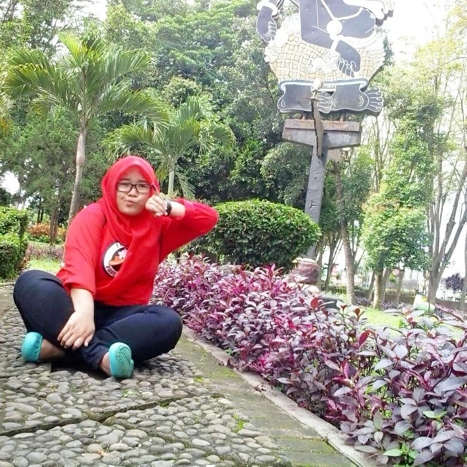 ingat Zulfa Tuhan itu sesuai dengan apa yang kita pikirkan maka positif lah ^_^. Love Allah Love My Family Love My Live ^_^. UNSOED_Peternakan_2012