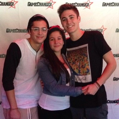 Way too many lanes                         ◽️sider                                                 Raisa and Lauren are baes. ❤ 9/27/14 ❤  2/12